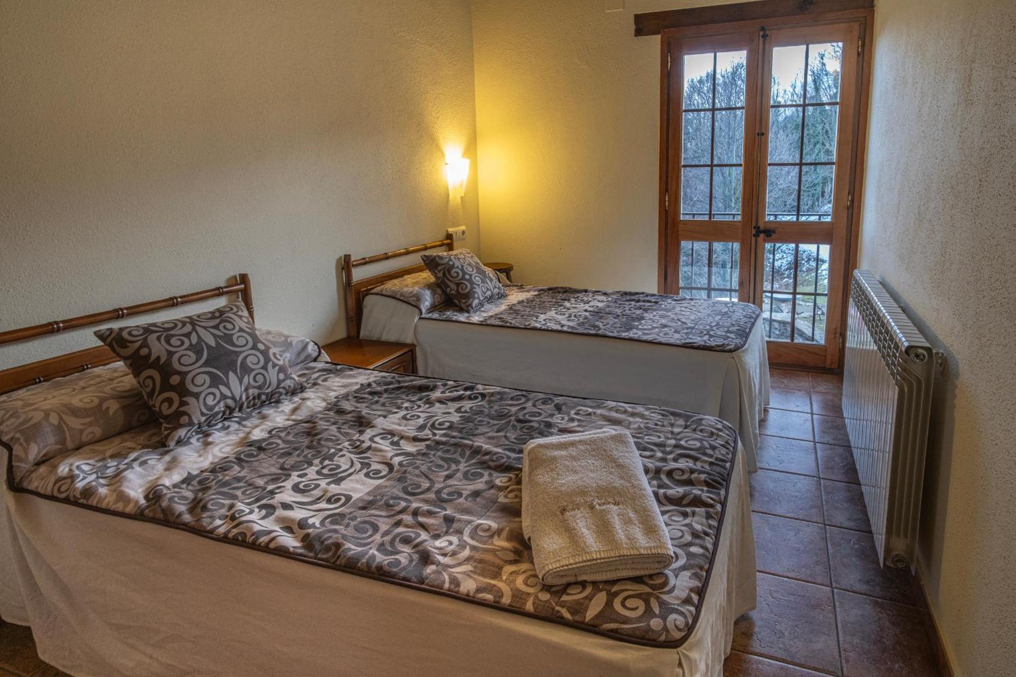 Can Tubau - Casa Rural - Apartaments Campelles Zewnętrze zdjęcie